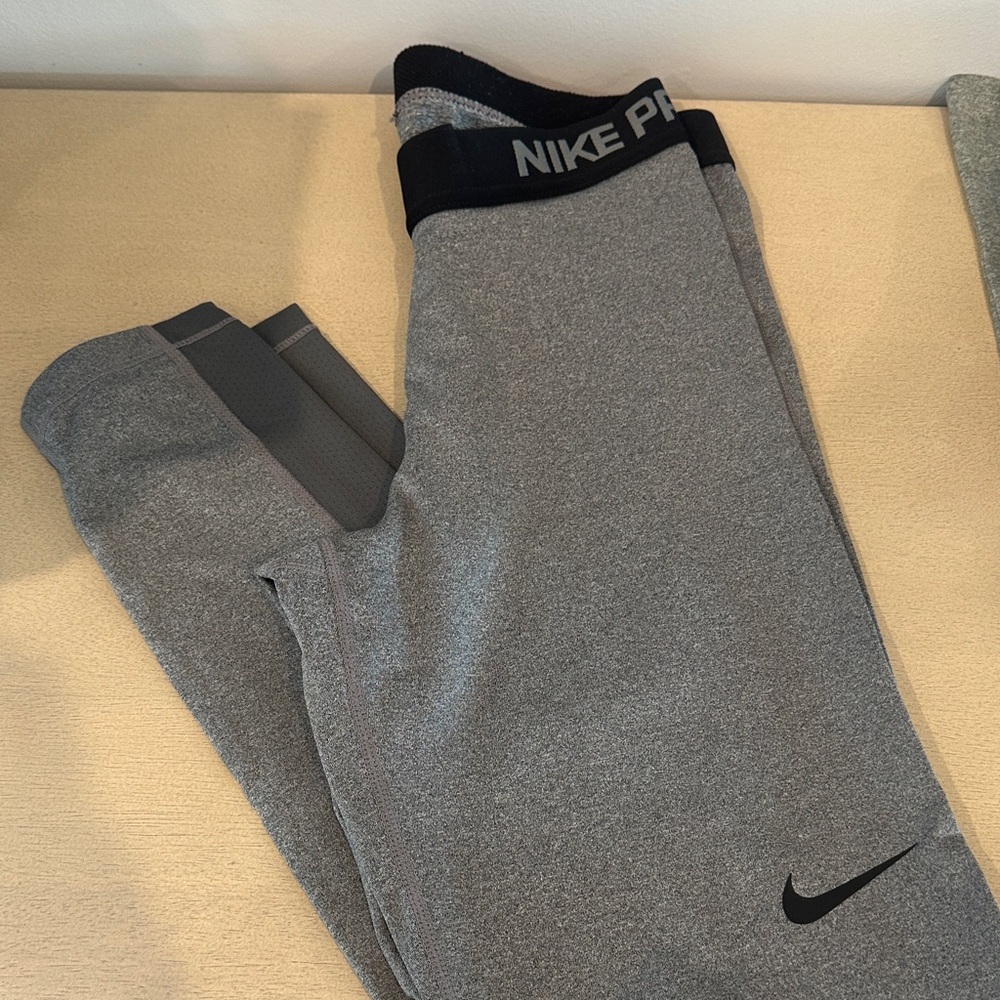 Nike Pro Heather Gray Leggings